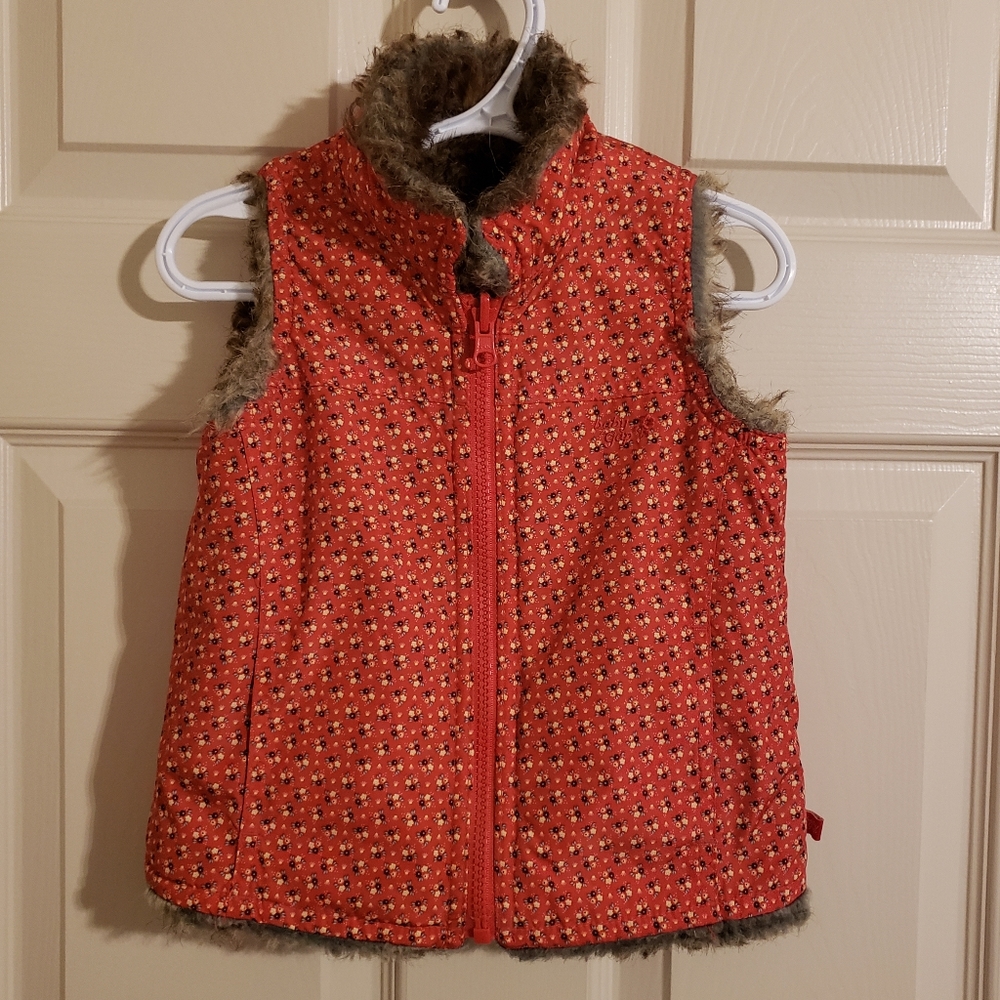 2/$20 Baby Gap Reversible Faux Fur Vest Toddler Size 2
